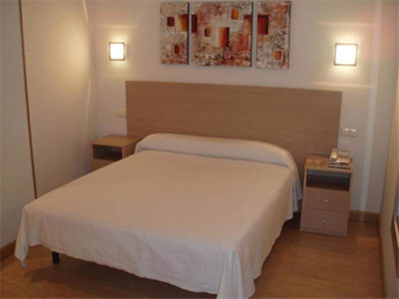 Hostal Francisco Salinas Burgos Bilik gambar