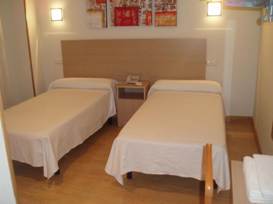 Hostal Francisco Salinas Burgos Bilik gambar